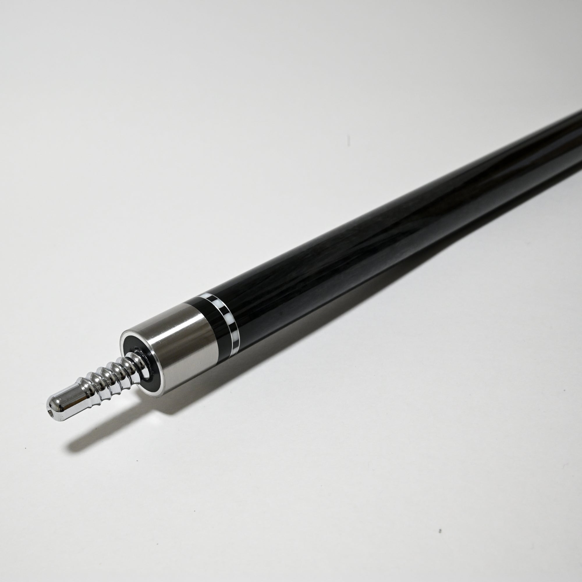 BIZU MOON SPEED カーボンファイバー プールキュー - リザードスキンテクスチャ