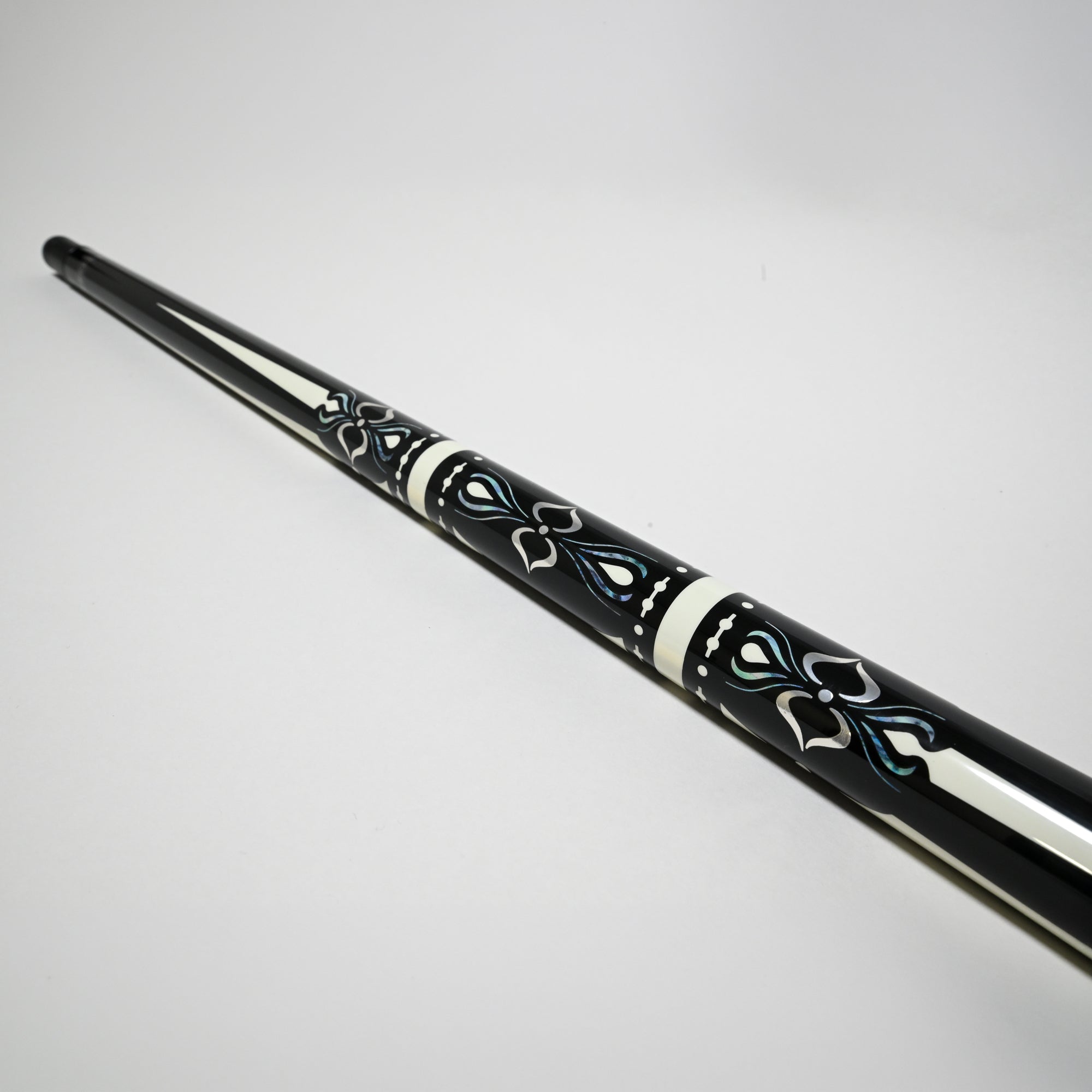 BIZU MOON SPEED カーボンファイバー プールキュー エレガント