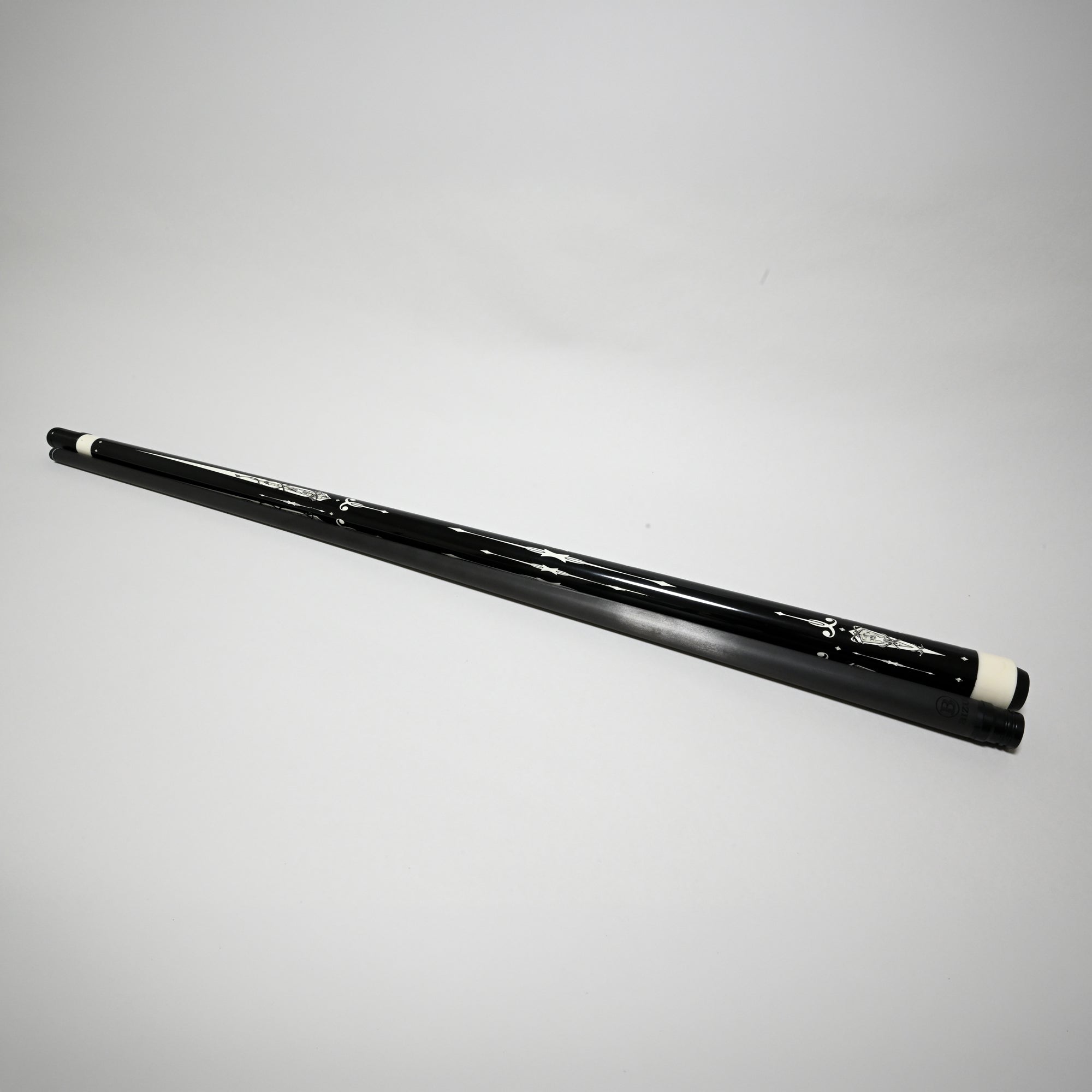 BIZU MOON SPEED  カーボンファイバー プールキュー ホワイトクラウド